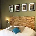 Casarina Hotel 3*