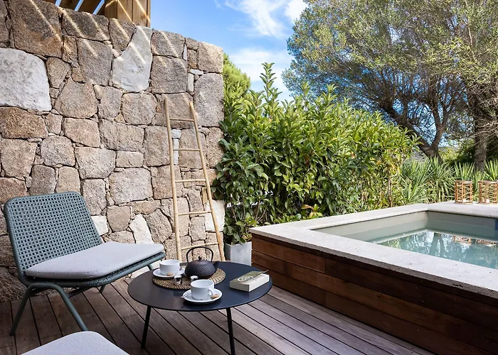 Casarina 3* Bonifacio (Corsica)